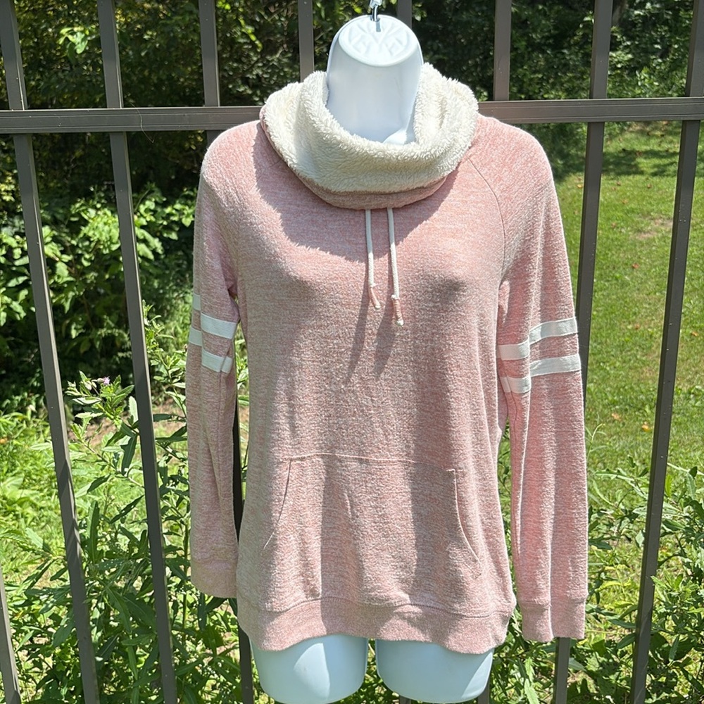 NWT Inspired Hearts Pink Cowl Neck Pullover Sweatshirt Size Juniors Medium